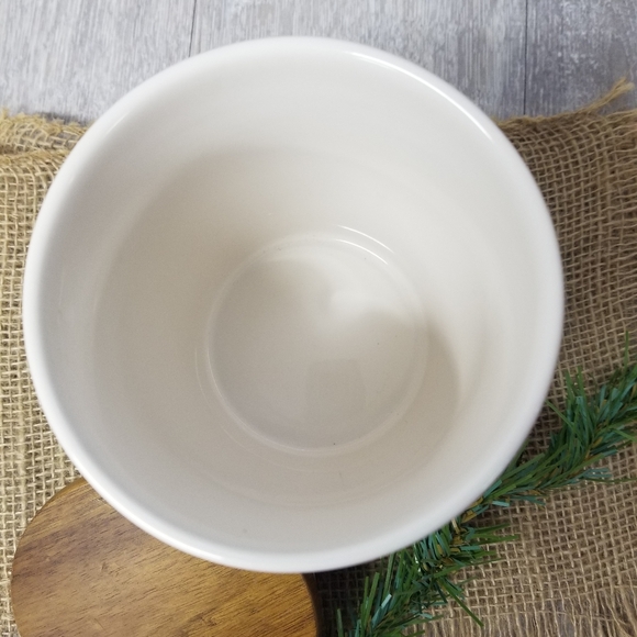 🎉HP🎉Rae Dunn peppermint lidded crock - Picture 3 of 8